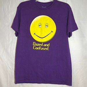 Dazed and confused graphic tee purple size M